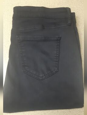 Buffalo David Bitton Navy Women's Pants In Good Pre-loved condition Size 10